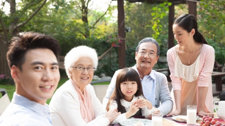 调整国家法定假日的建议：2取消1增加